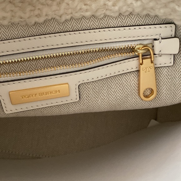 *NWT* Tory Burch Ella Chain Tote - Color is New Cream - Picture 15 of 17